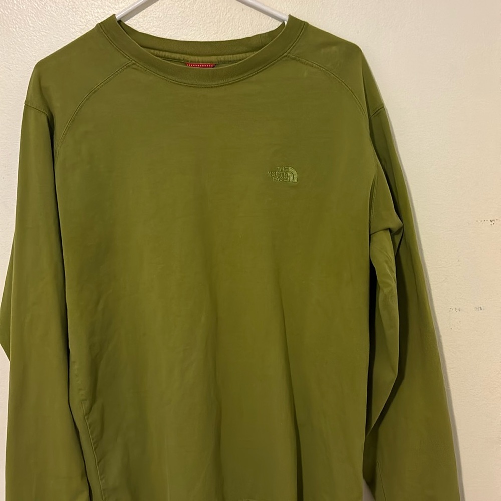 Northface olive long sleeve tee shirt